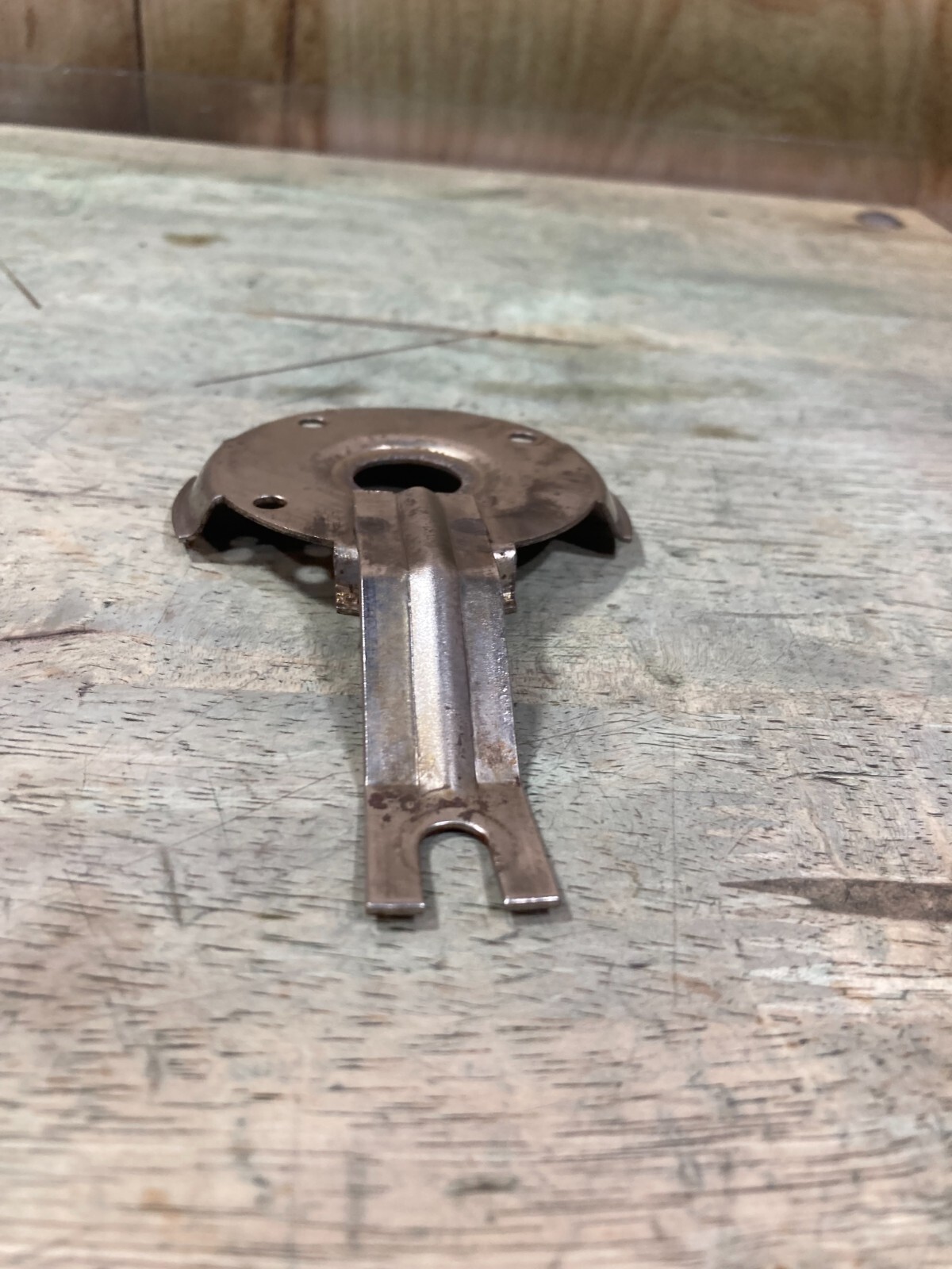 Coleman 502 – Base Plate rust and Discoloration