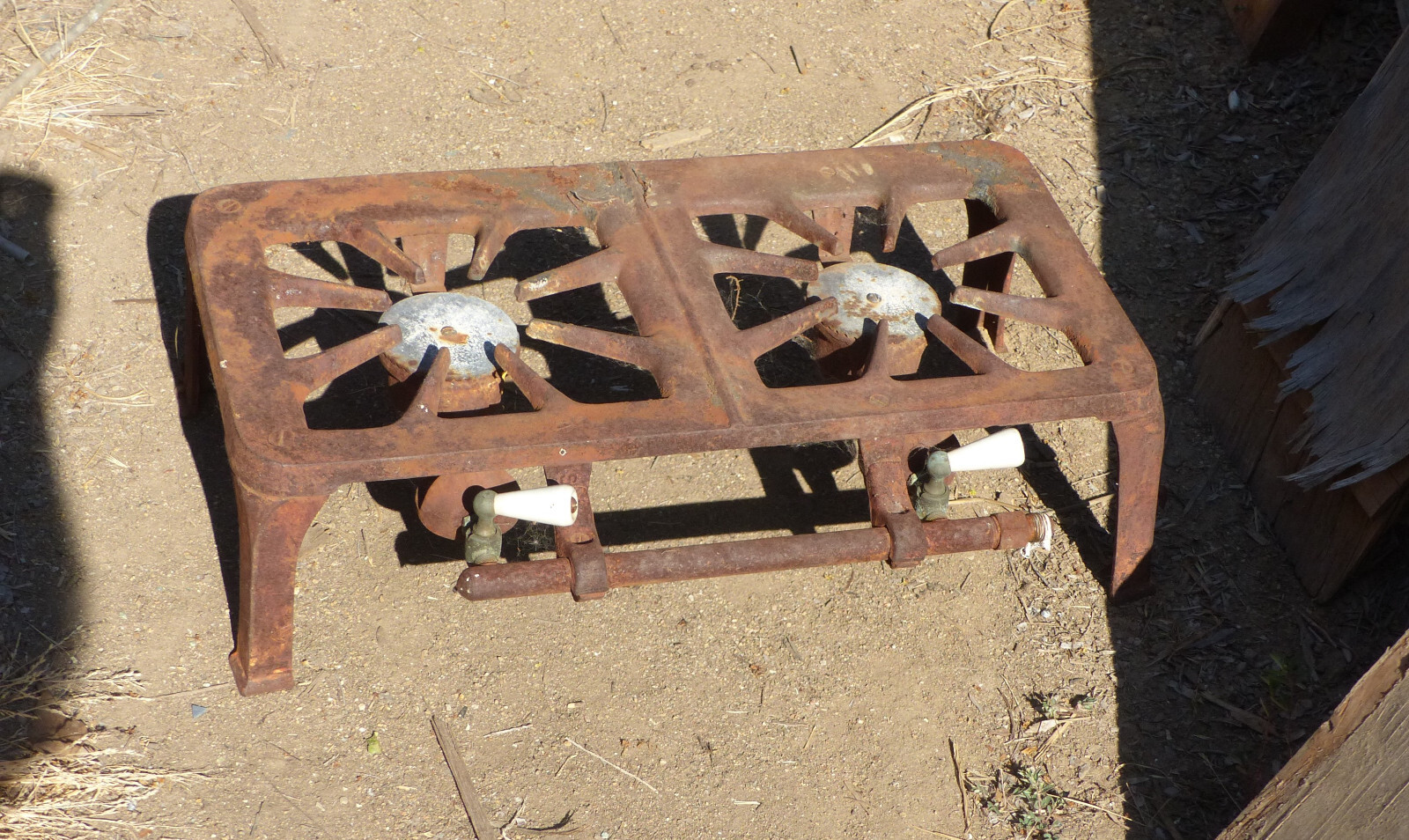 Vintage 2 Burner Propane Camp Stove , Cast iron, Needs Restoration Unbranded
