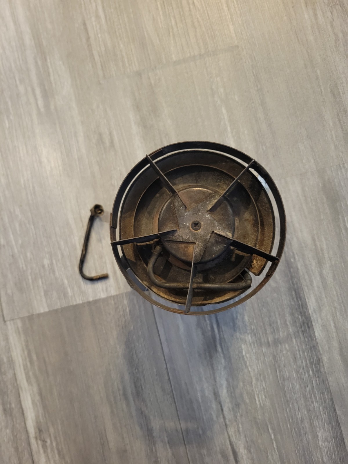 Coleman Peak 1 Multi-Fuel Backpack Stove Model 550B 07/1995 with Extra Generator