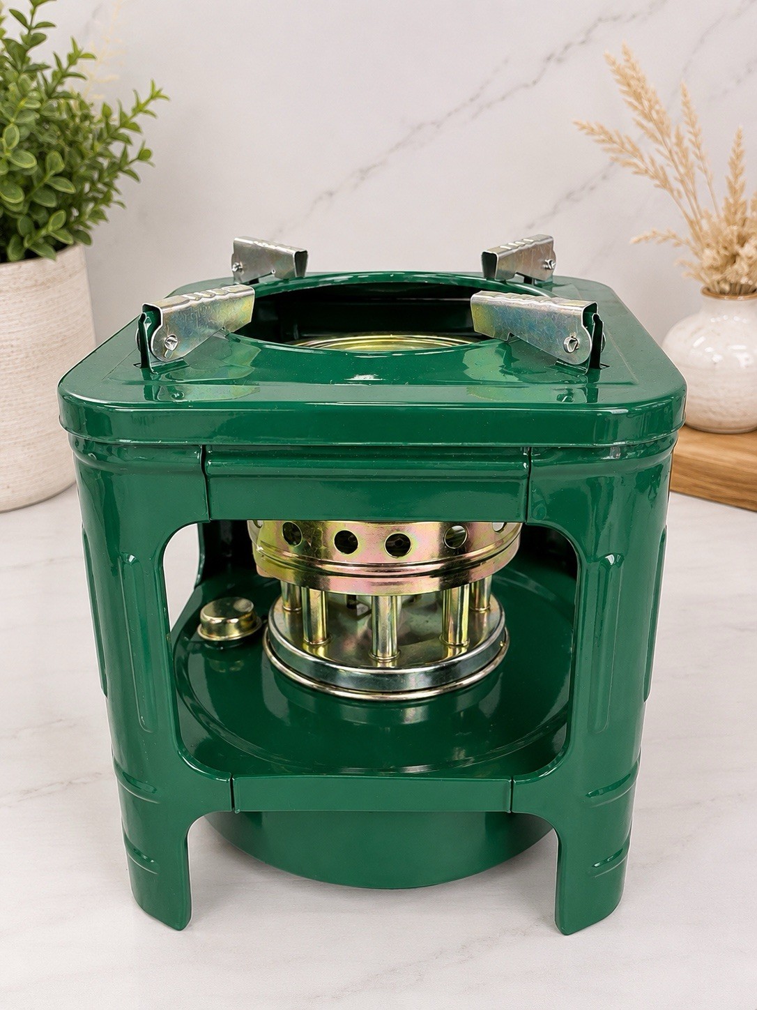 Green Metal Kerosene Camping Stove 1 Burner Portable Glossy Finish