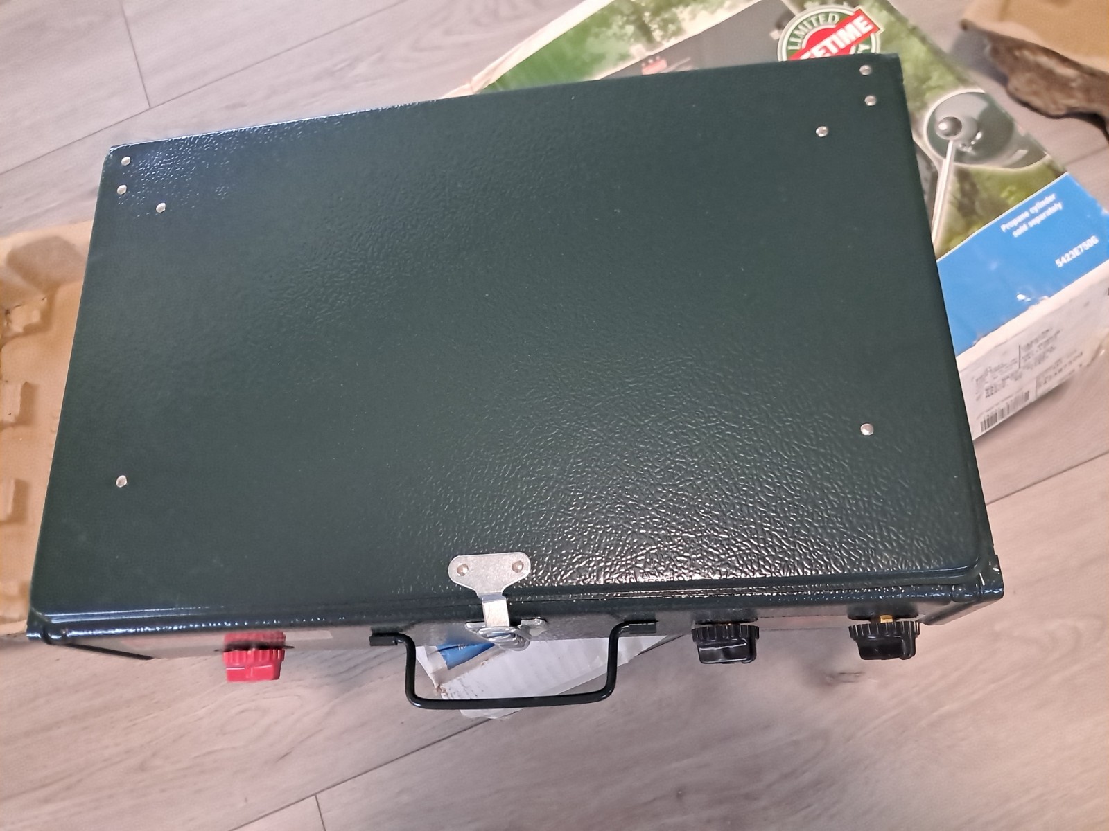 NOS NEW Coleman Two Burner Grill Stove ELECTRONIC IGNITION Propane *** NEW ***