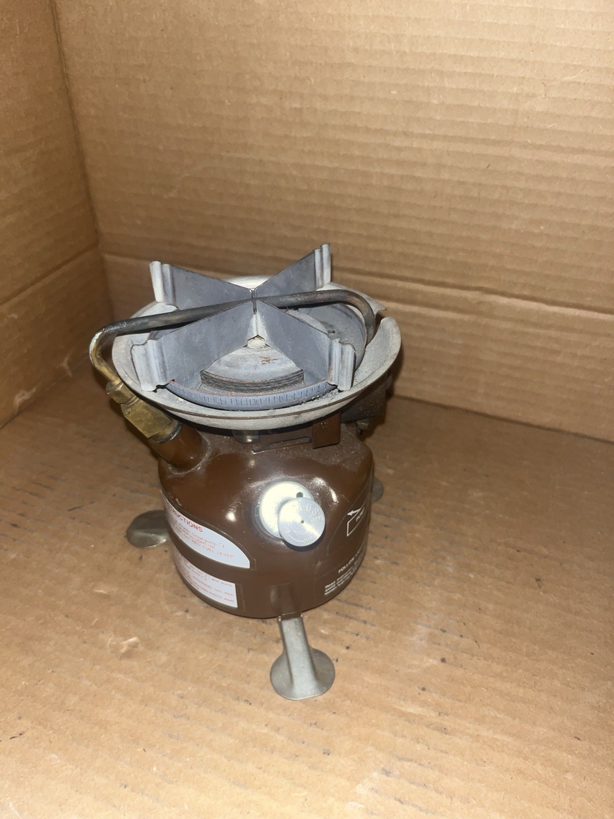 Coleman Peak 1 Feather Model 400 Camp Stove Untested