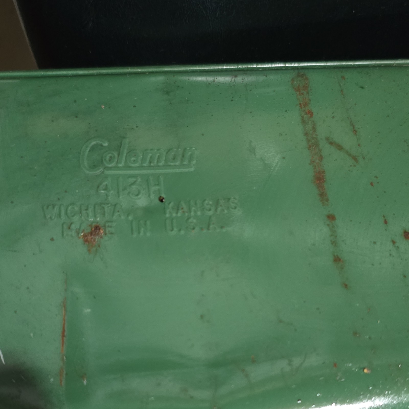 Coleman 413H 2-Burner Gas Portable Camping Stove, Green, Storage Case