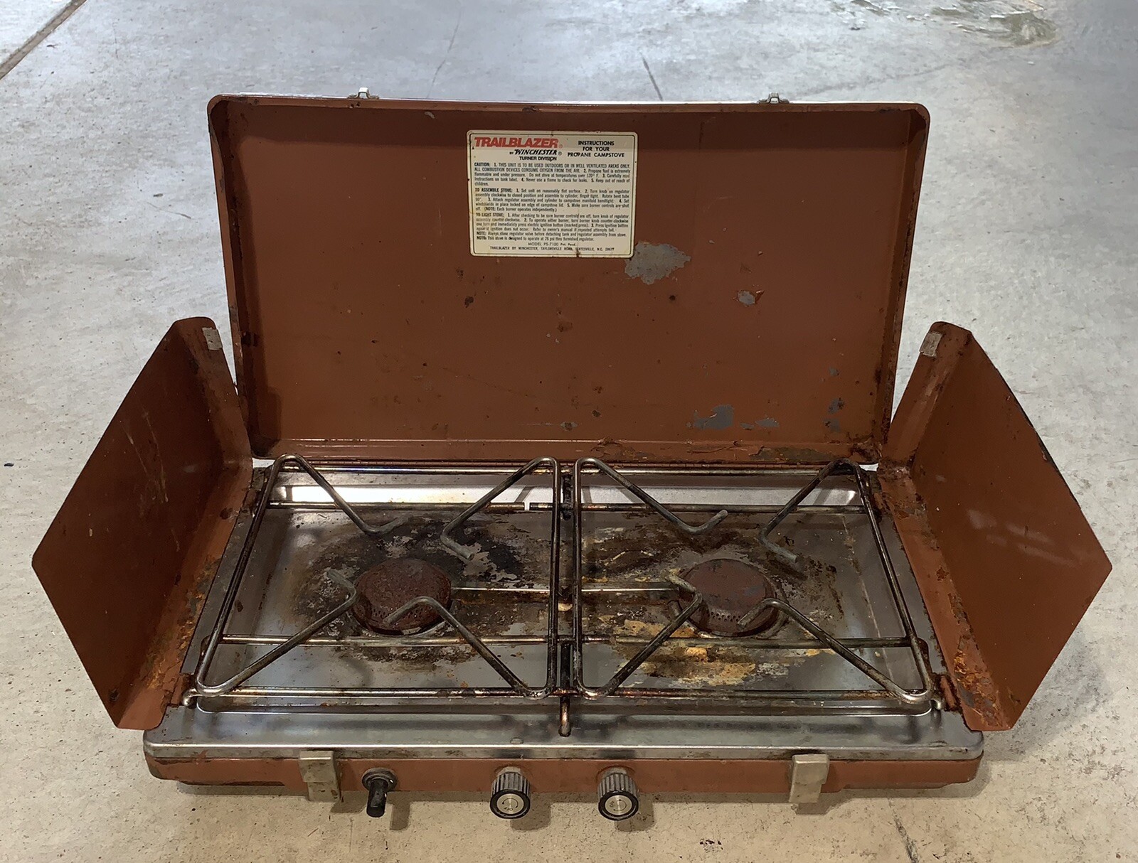 🔥Winchester Trailblazer Turner 2-Burner Propane Camping Stove PS-7100 vtg USA