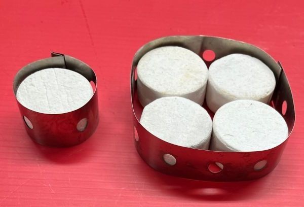 SimpleStove – 4 SnowStones absorb alcohol, you can simmer or cook fast