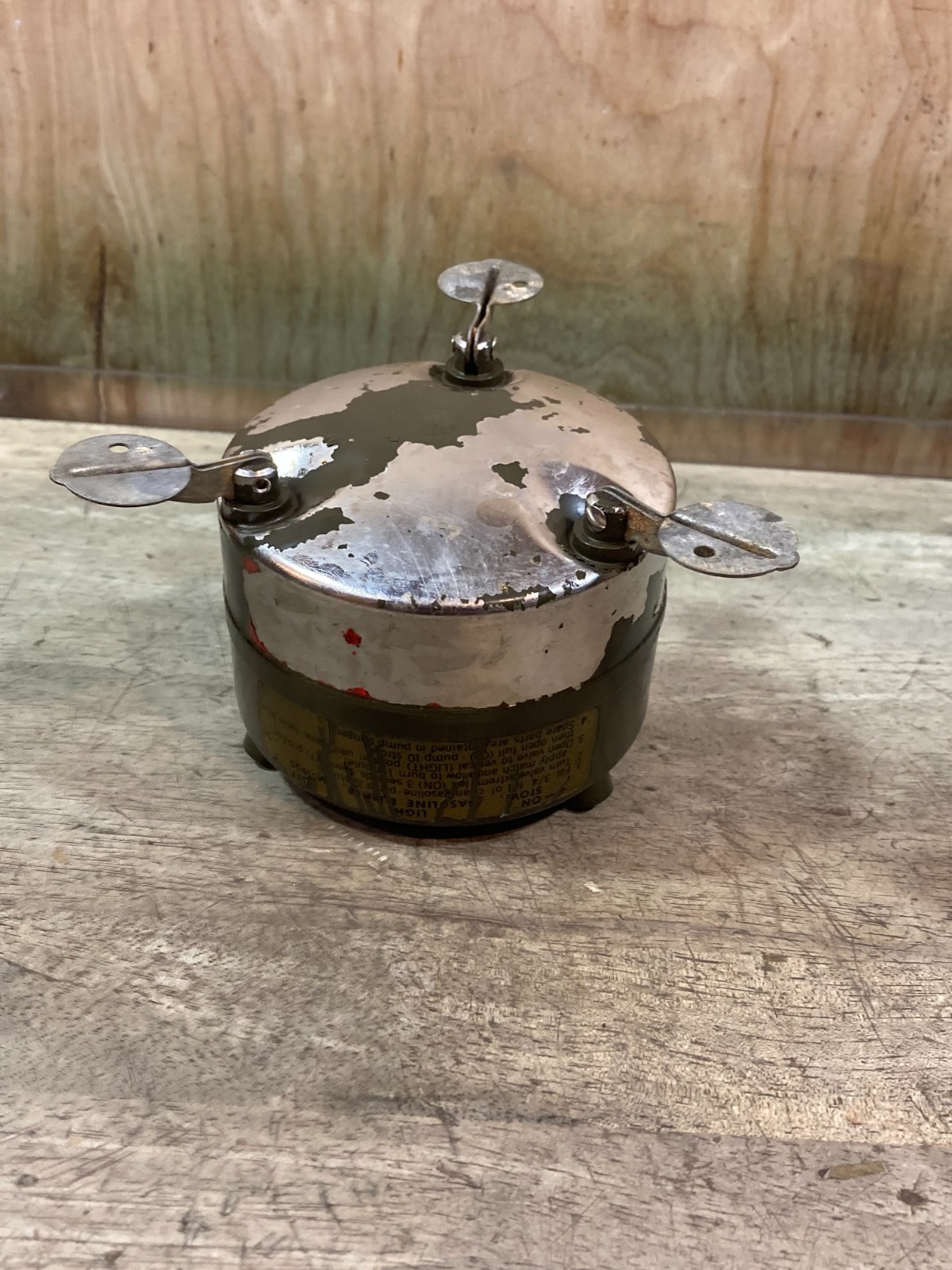 M1950 Coleman Stove – Fount Tank – Major paint and Decal loss