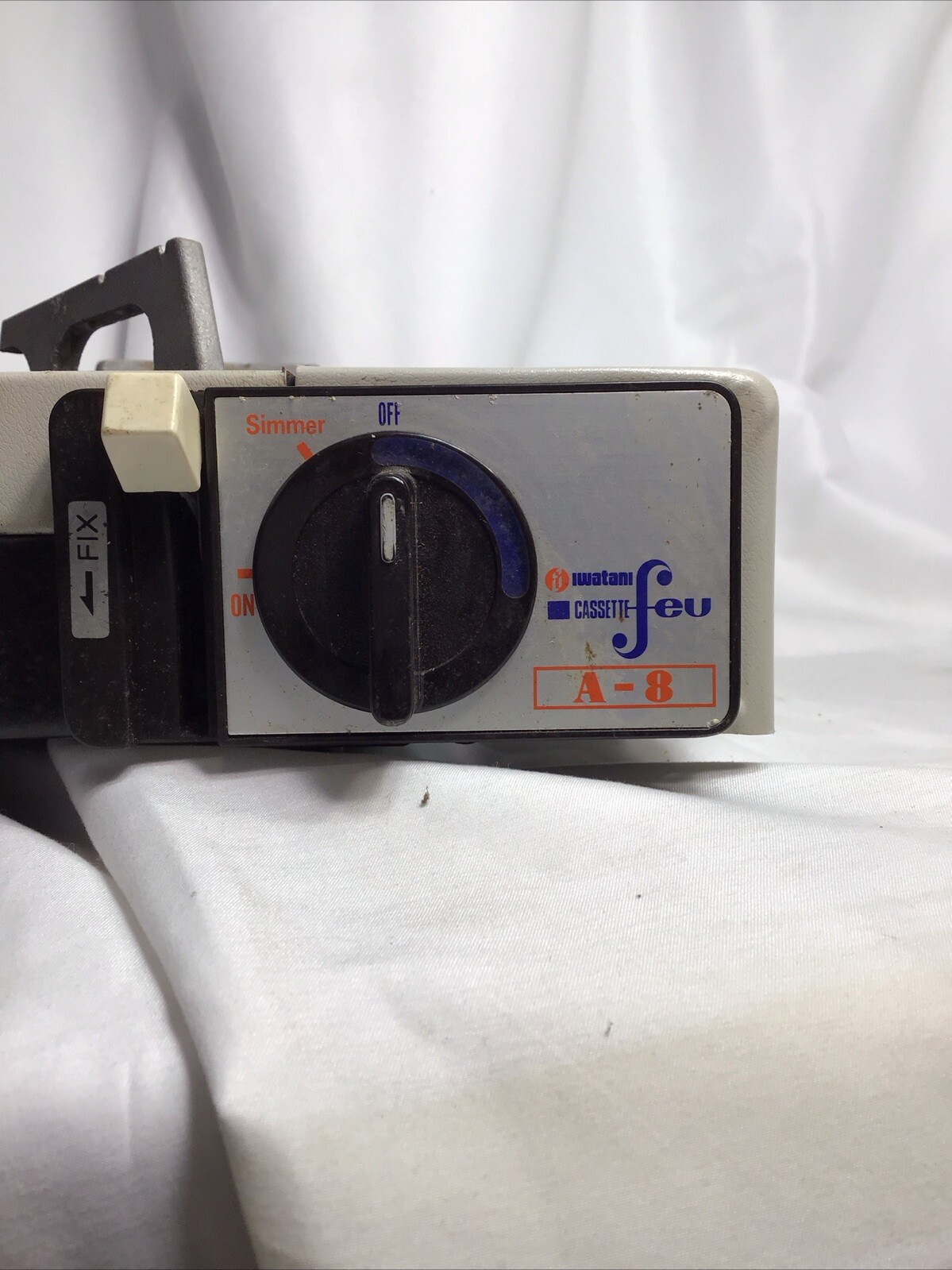 IWATANI Cassette Feu A-8 Portable indoor/outdoor Butane Gas Camping stove Japan