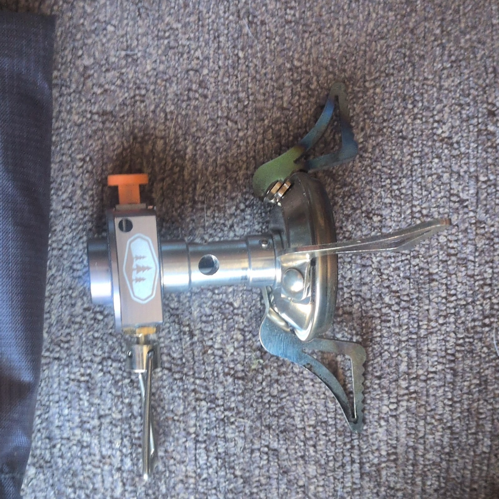 GSI Outdoors Glacier Canister-Top Stove 56006 11000 BTU Foldable w/ Carry Bag..
