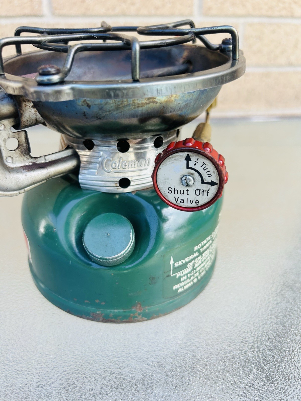 Coleman 502 11-71 The Coleman Co Fires, Burns Blue, Holds Pressure
