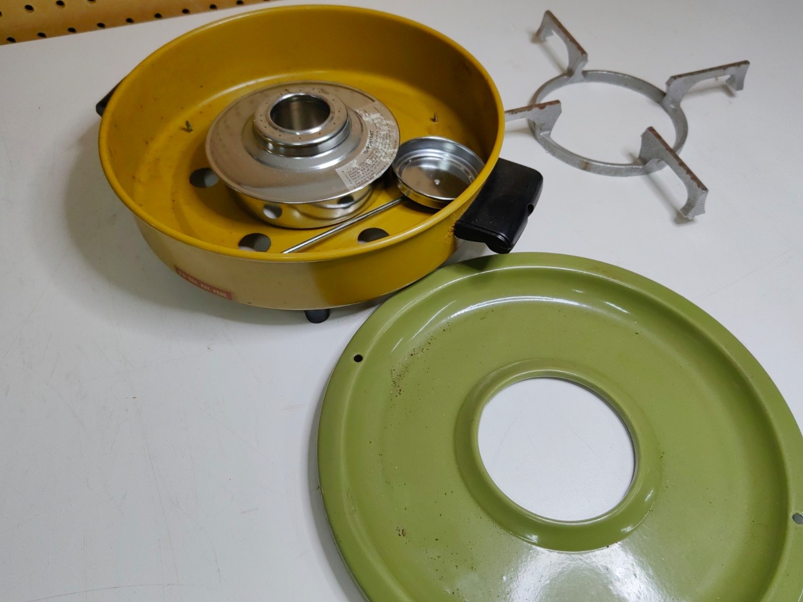 Vintage Alcohol Heater Stove Burner Camping Stove Green/Mustard Yellow