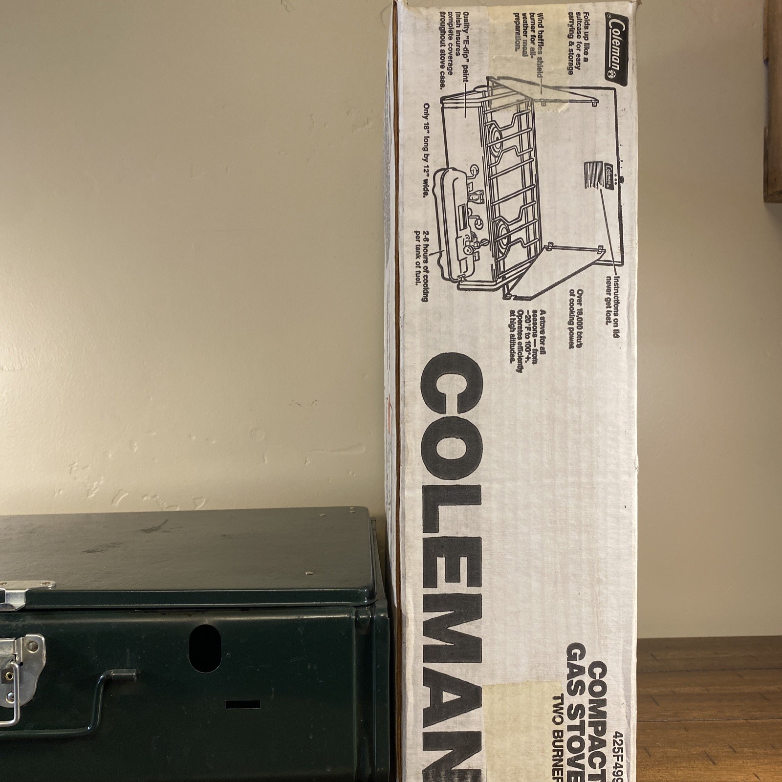 Coleman 425 Dual Fuel Camp Stove 2 Burner Camping Hunting Green Vintage