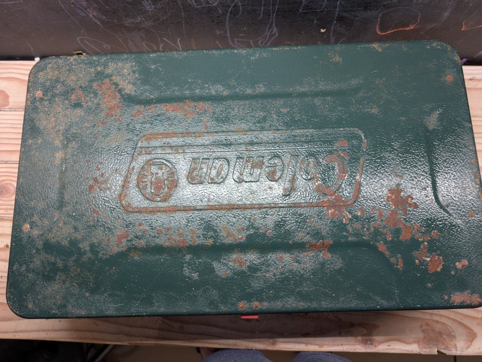 Coleman 9921 Portable Camp Stove Vintage Camping Cook Stove Metal Case