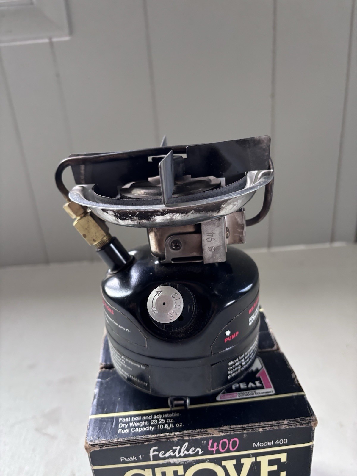 Coleman Peak 1 Feather 400 Backpacking Stove