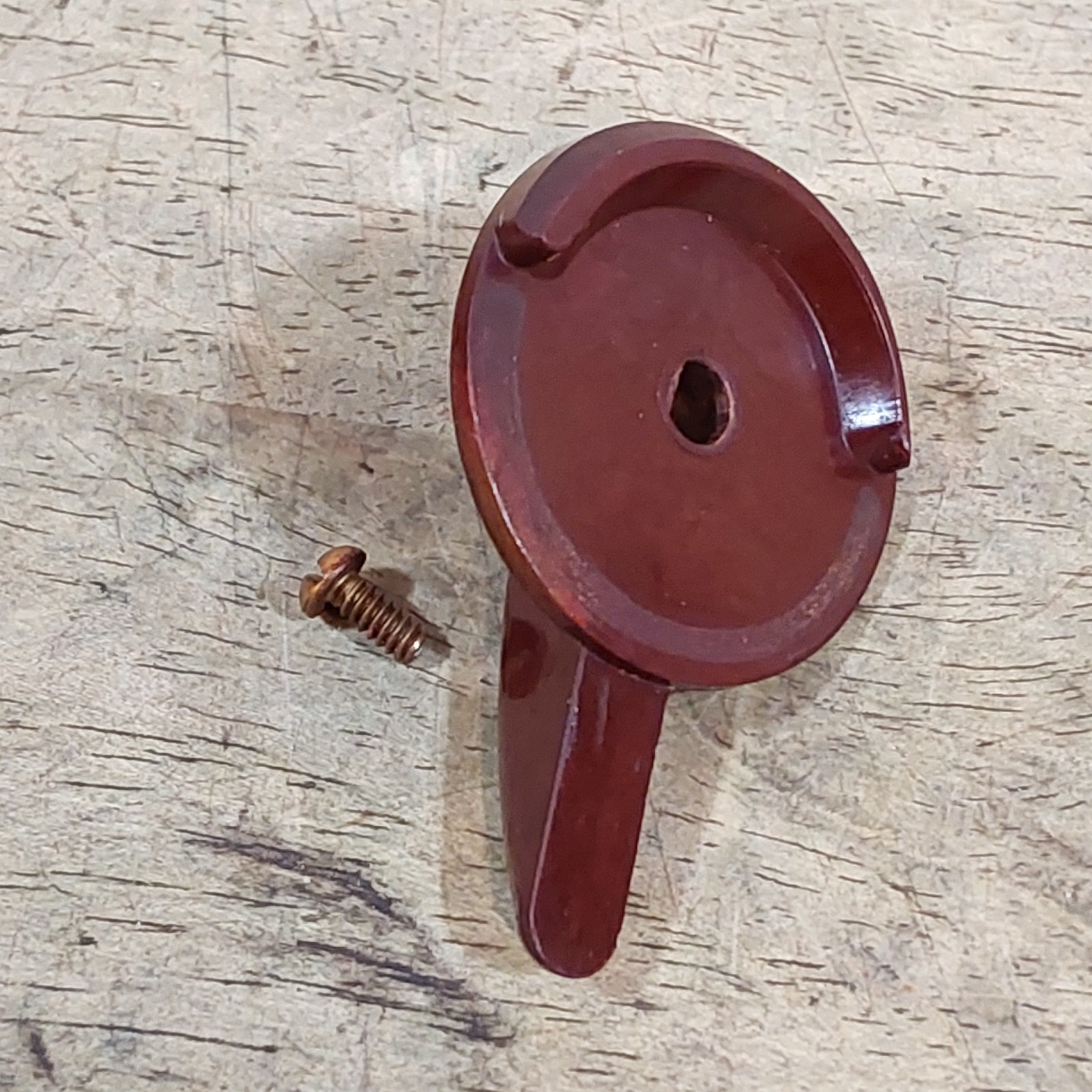 M1950 Wyott Military Stove – Valve Wheel Knob and Screw – Melted on edge