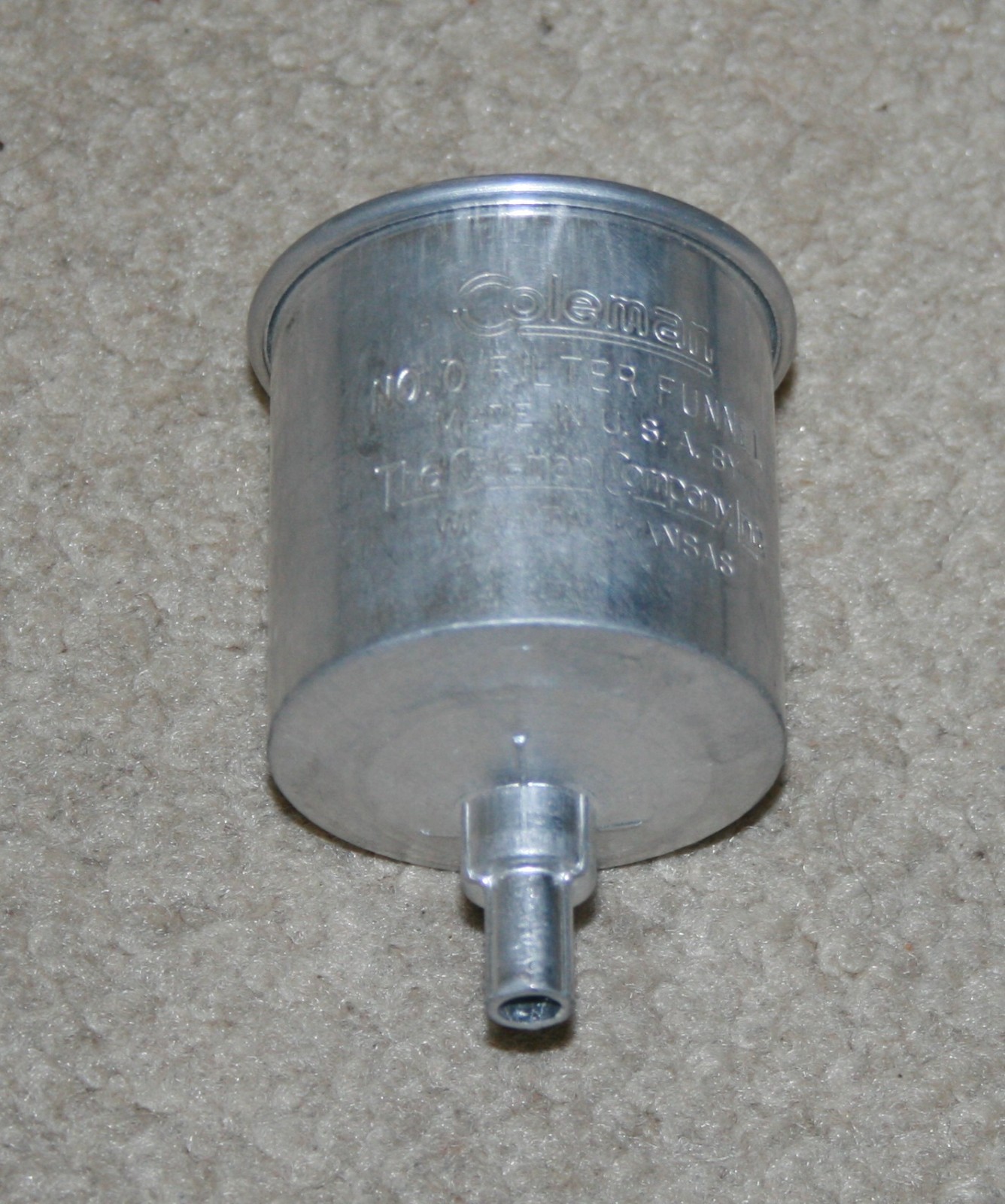VINTAGE 1980s Coleman Peak 1 Model 400 Camping Stove w/Funnel/Filter Works Well