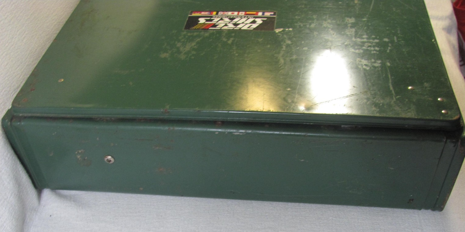 Vintage 1980 Coleman 425F 2 Burner Compact Gas Stove Works Camping Outdoors