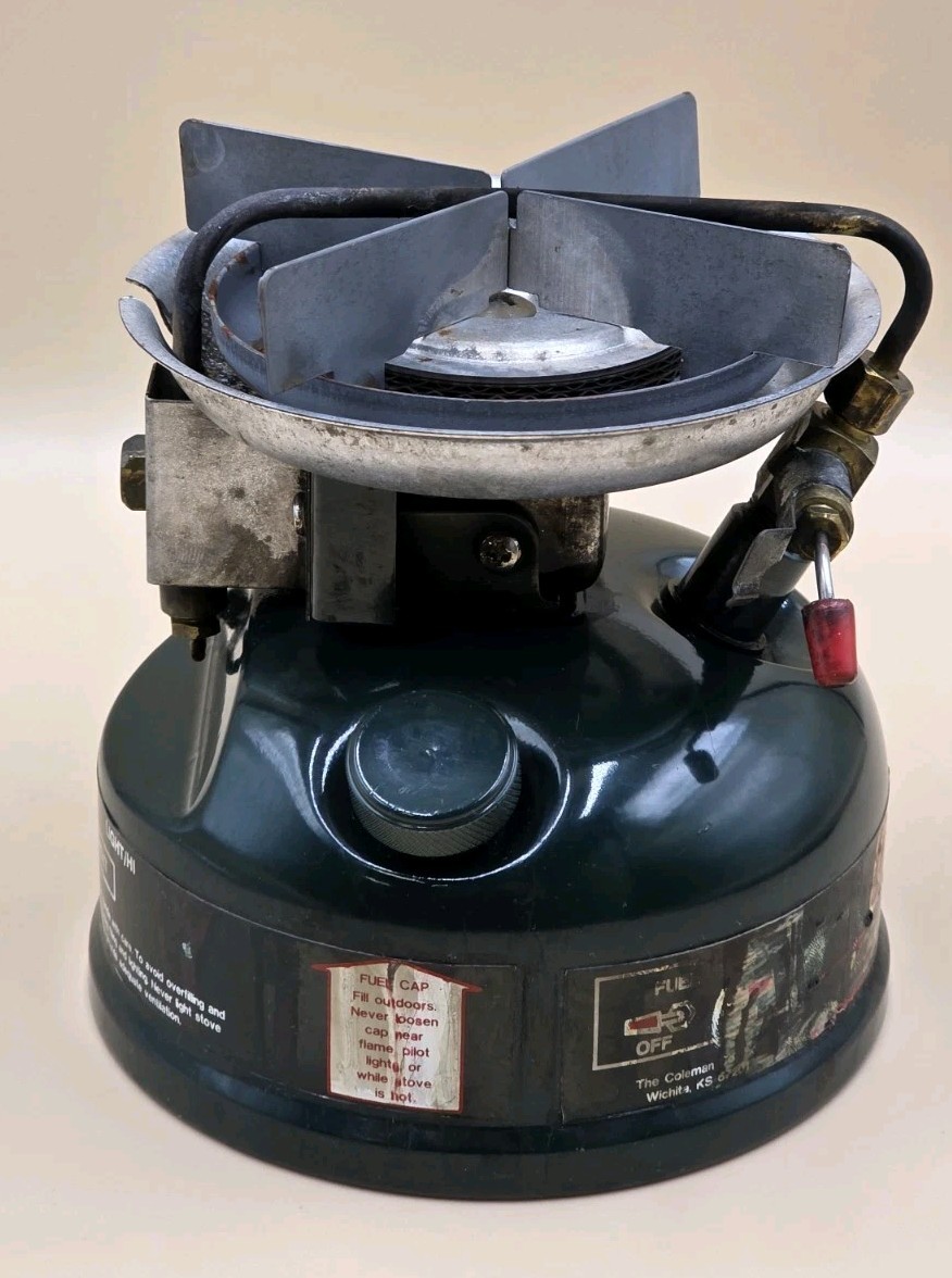 VINTAGE COLEMAN USA MODEL 508-700 1989 SPORTSTER II CAMP STOVE W/ CASE