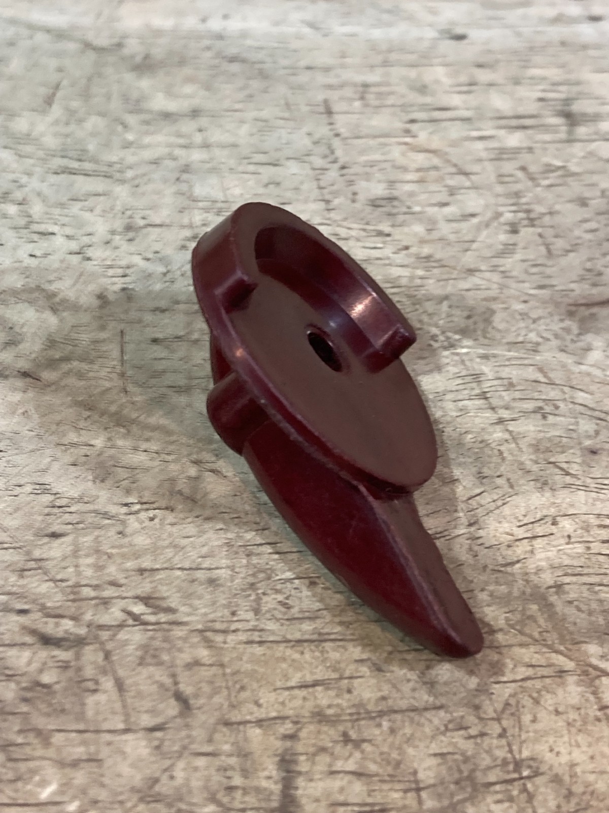 M1950 Coleman Stove – Valve Wheel Knob and Screw