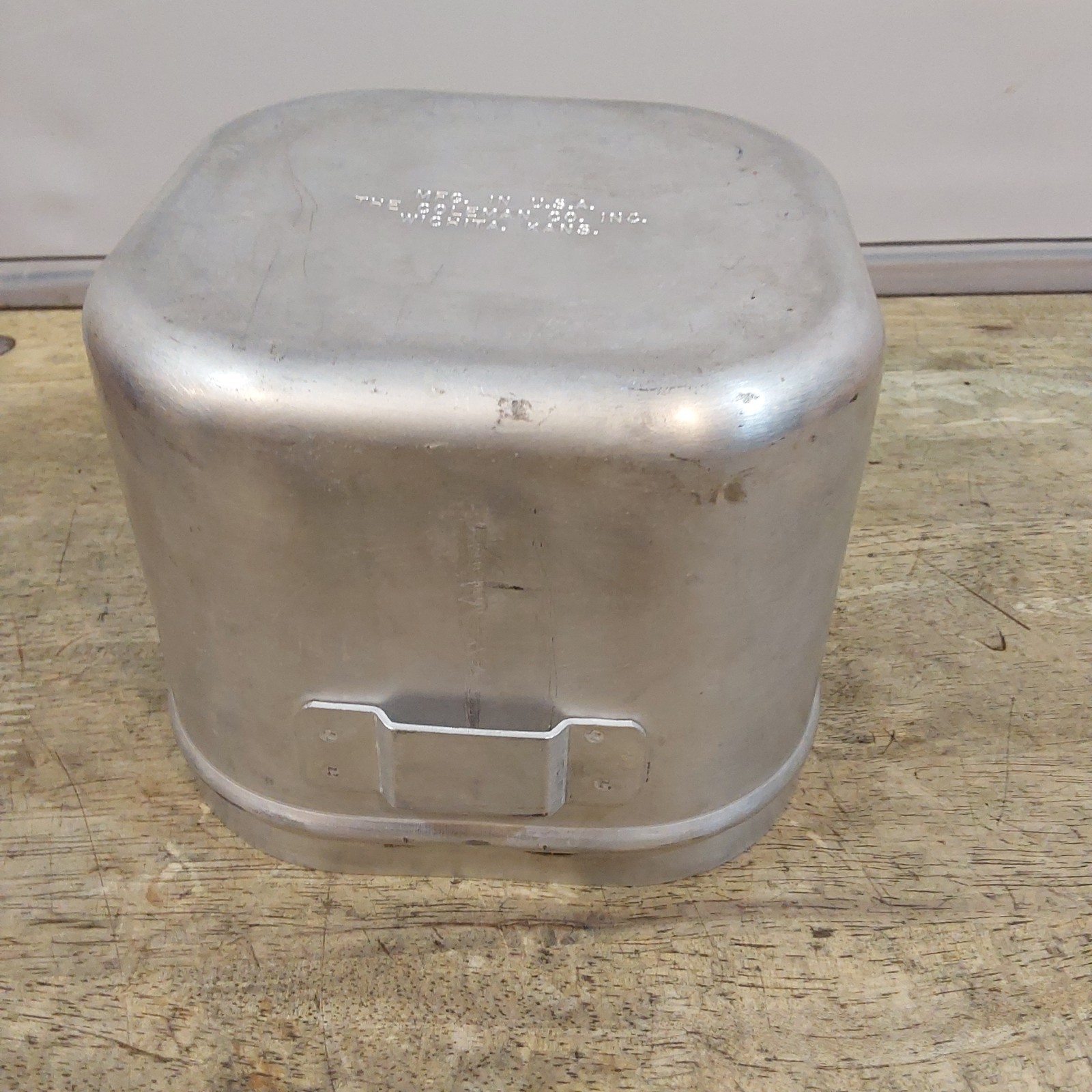 Coleman 501 502 Stove – Case BOTTOM Half – Cook Pot – Scuffs & Scratches