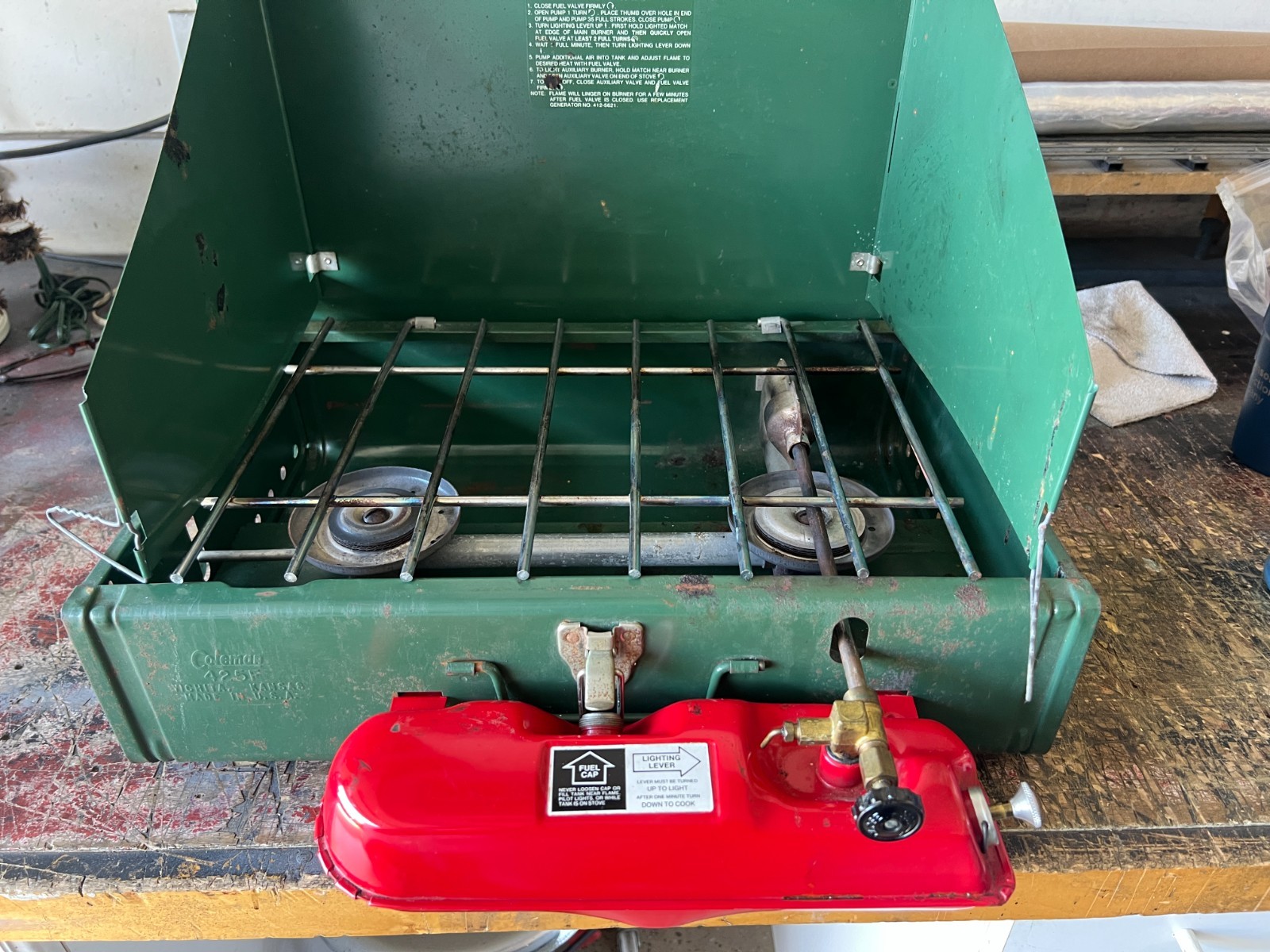Coleman 425F Two Burner Gas Stove EX 11/82