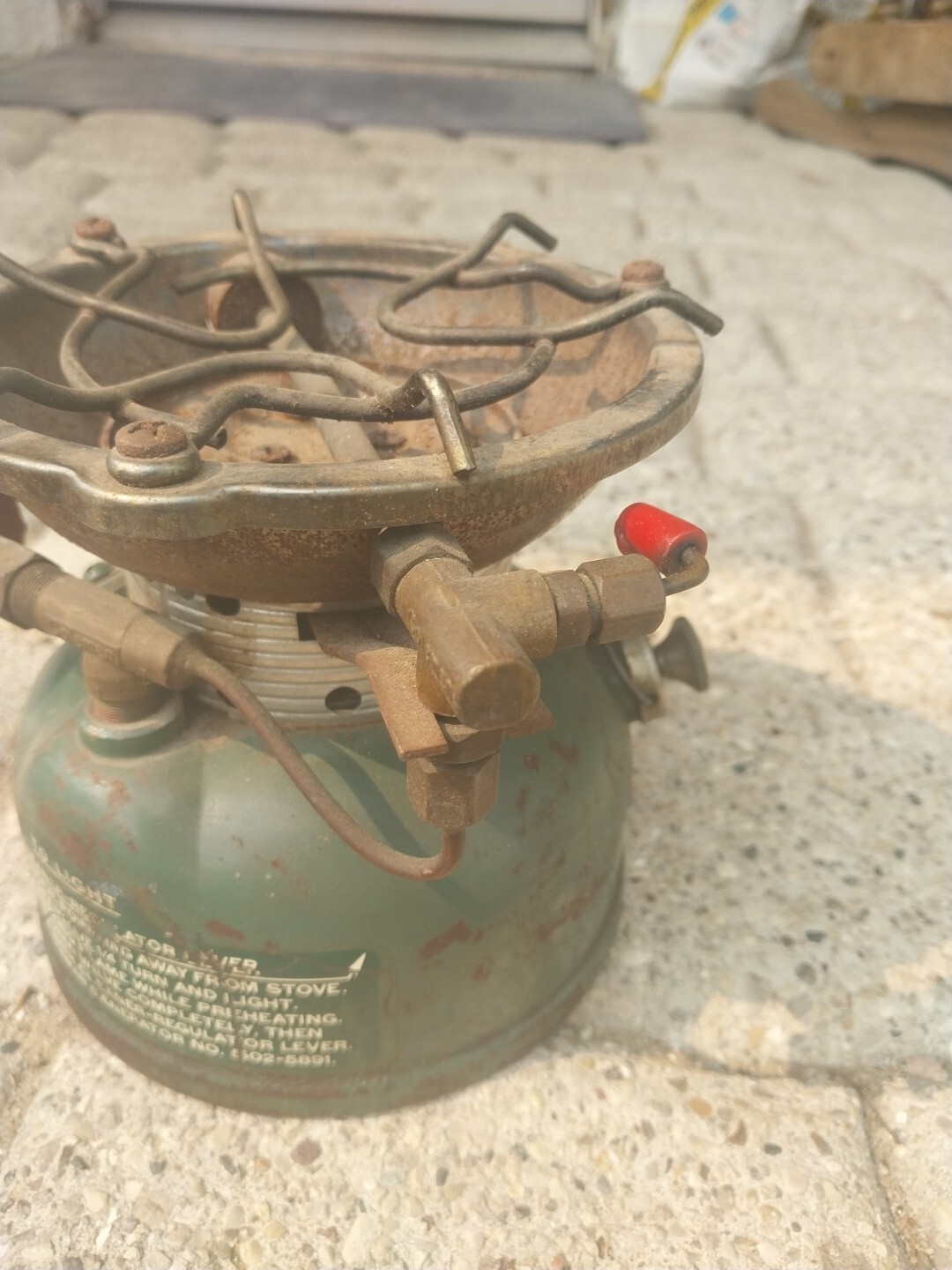 Vintage Coleman 502 One Burner Stove 12/70 Camp Cooking