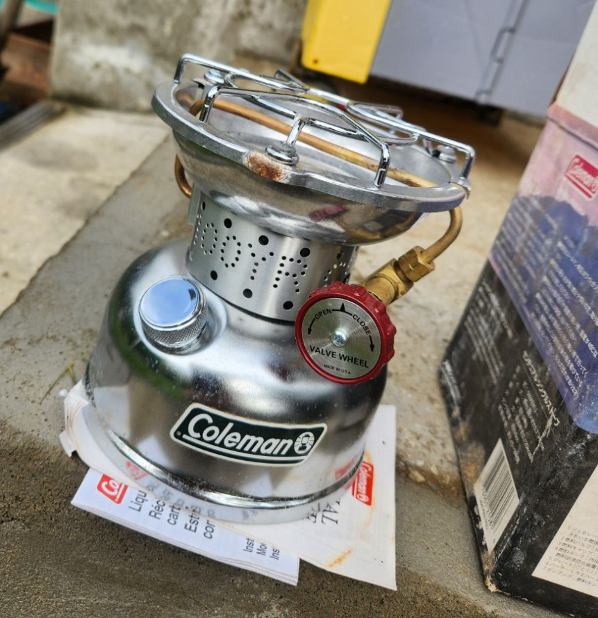 Unused Centennial Coleman 100th Anniversary Stove Model 502A