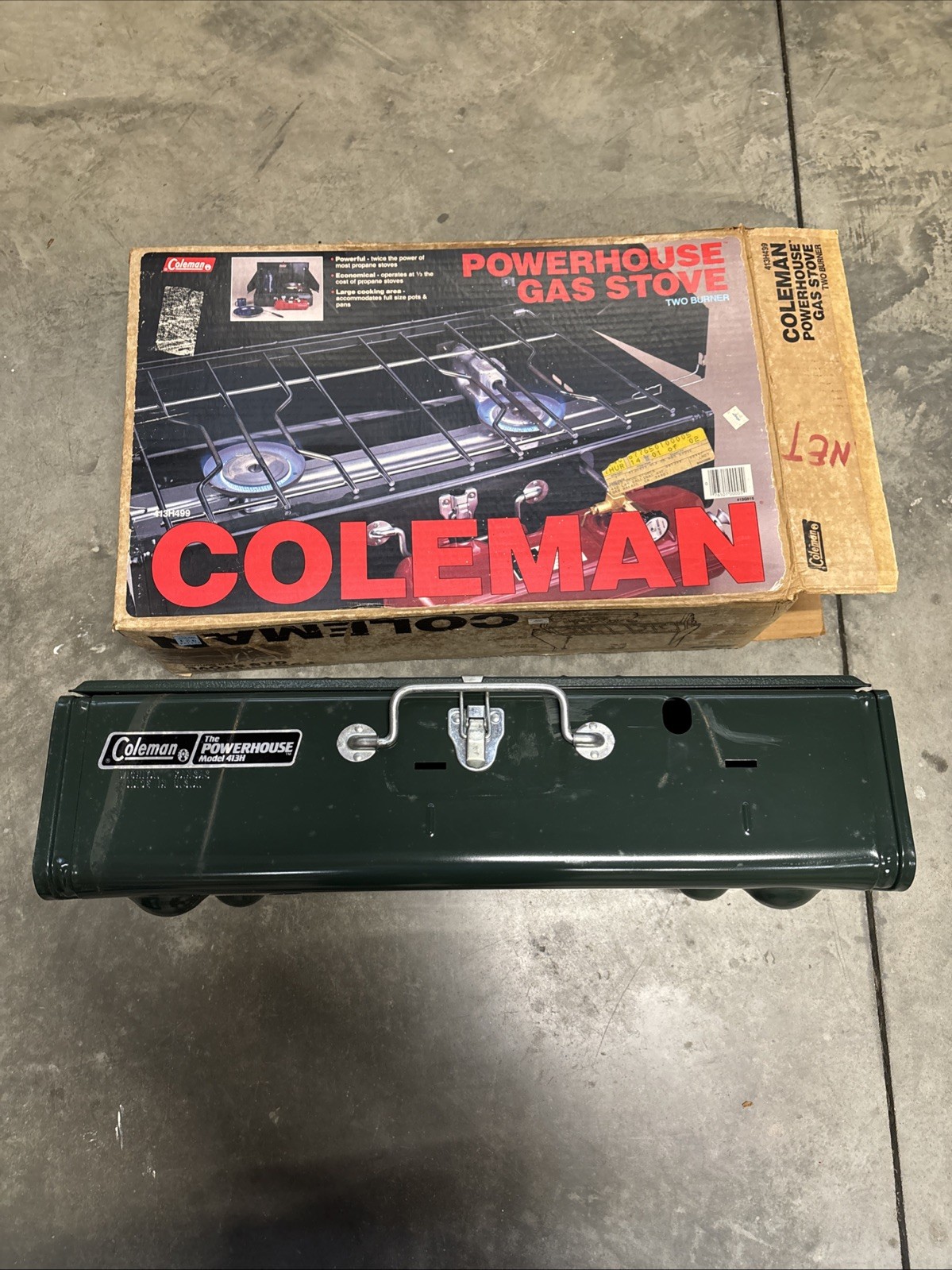 NOS Coleman Model 413H 413H499 2 Burner Camp Stove NEW OLD STOCK IN BOX!!!