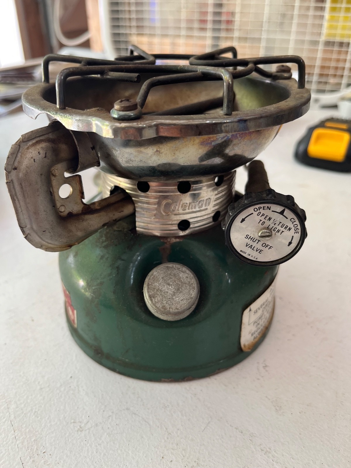 Coleman 502 Camping Stove 11/77