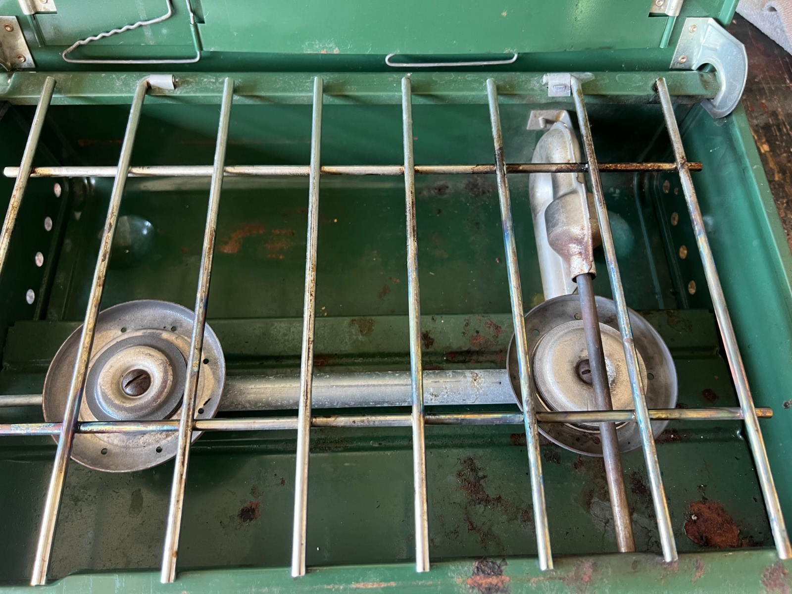Coleman 425F Two Burner Gas Stove EX 11/82