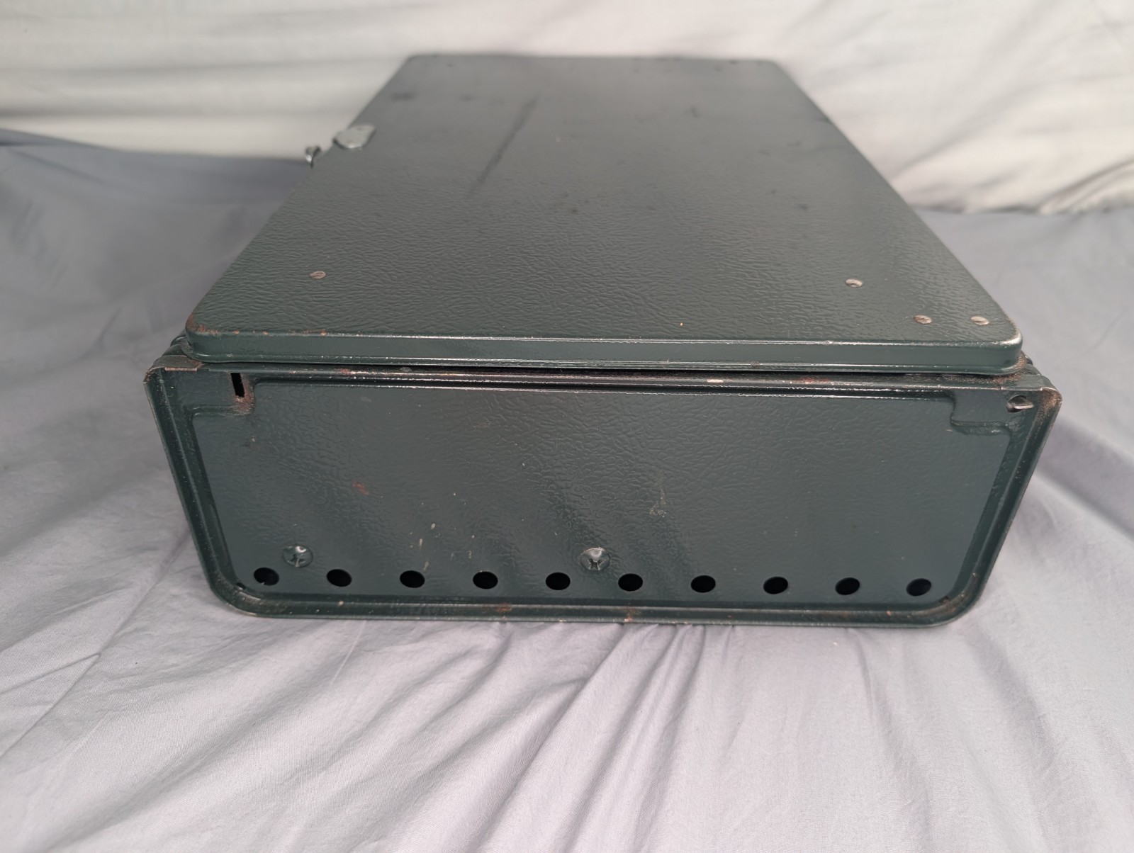 Coleman Dual Fuel Campstove 424 2-Burner Portable Camping Stove W/Carry Case