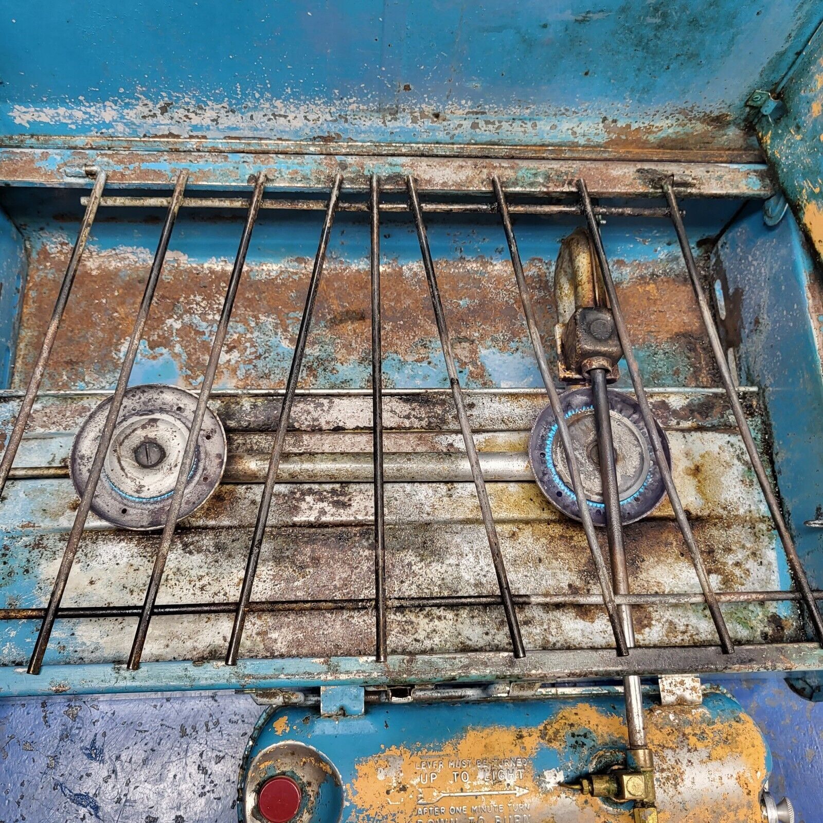 Vintage Sears 476.74970 Two Burner Camp Stove with Tank Blue Yellow Dated 1/66