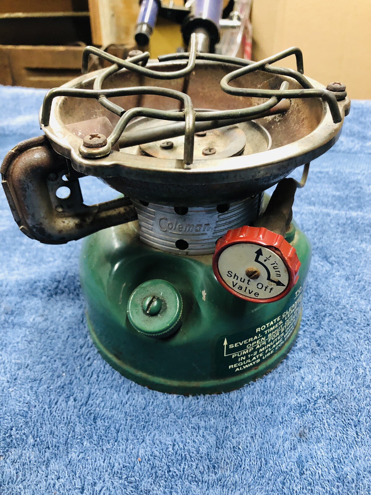 Vintage Coleman Model 502 Single Camping Stove 11/1970 . Untested.