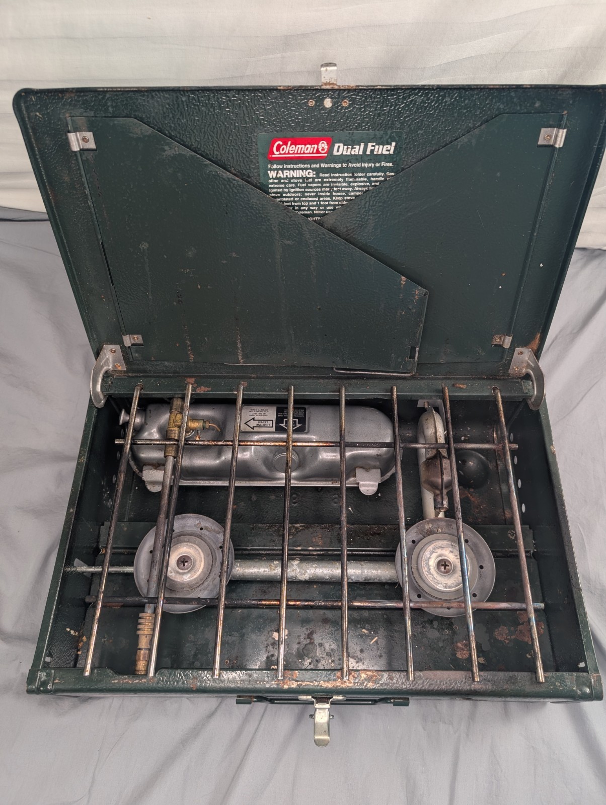 Coleman Dual Fuel Campstove 424 2-Burner Portable Camping Stove W/Carry Case