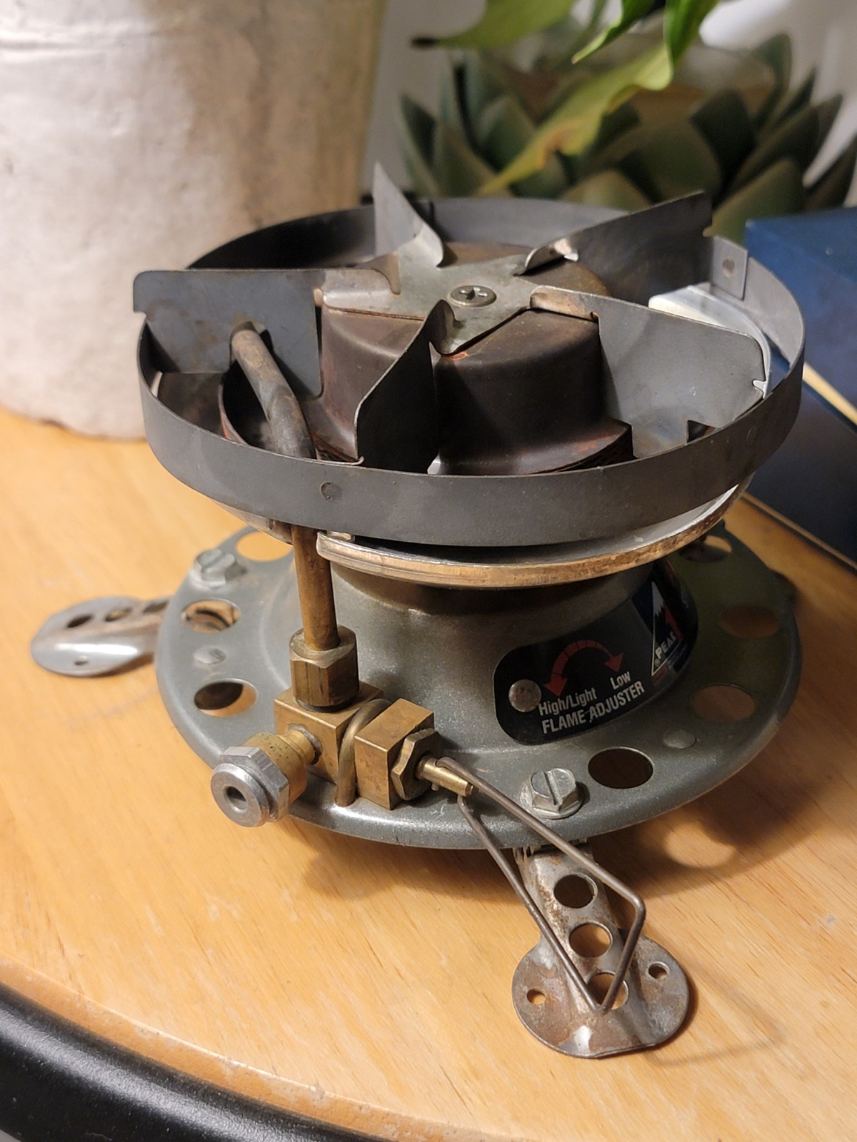 Coleman PEAK 1 APEX II Stove Camping One Burner Gas Model 445A700 Used Works