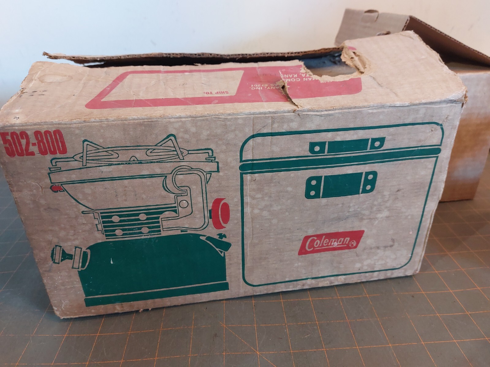 COLEMAN 502-700 SINGLE BURNER CAMP STOVE 1970 w BOX 502-800 Kit
