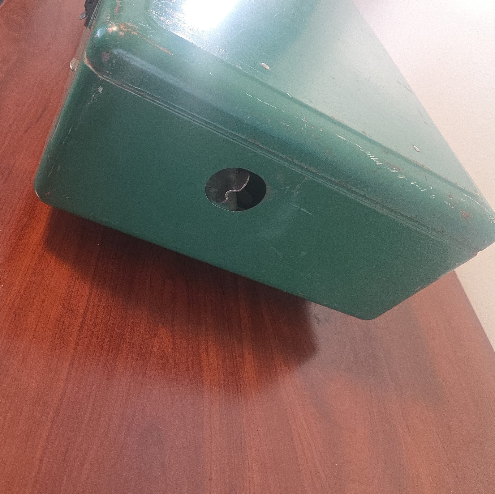 Vintage Coleman 426D 3-Burner Liquid Fuel Camp Stove Suitcase Style Green 70s