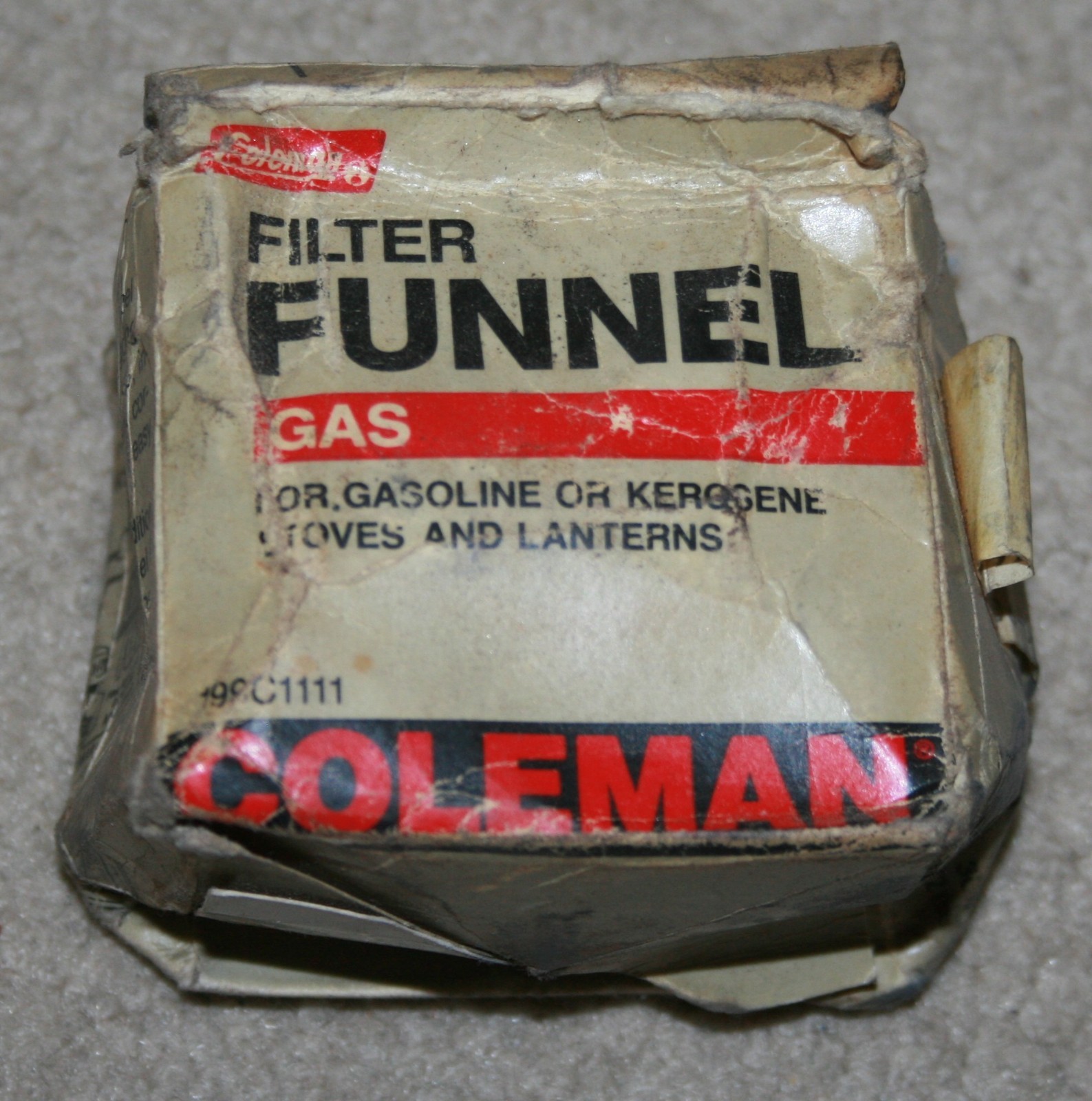 VINTAGE 1980s Coleman Peak 1 Model 400 Camping Stove w/Funnel/Filter Works Well