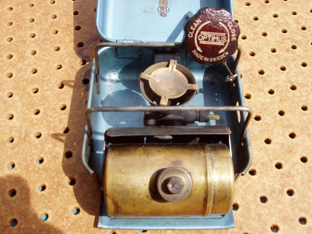 VINTAGE OPTIMUS 8R SINGLE BURNER BACKPACKING CAMP STOVE MADE in SWEDEN DECENT