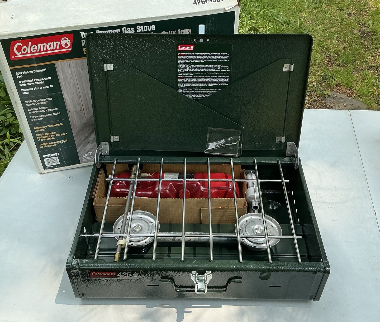 Vintage Coleman 425F499T Two Burner Gas Stove with Box 10/98 Unused