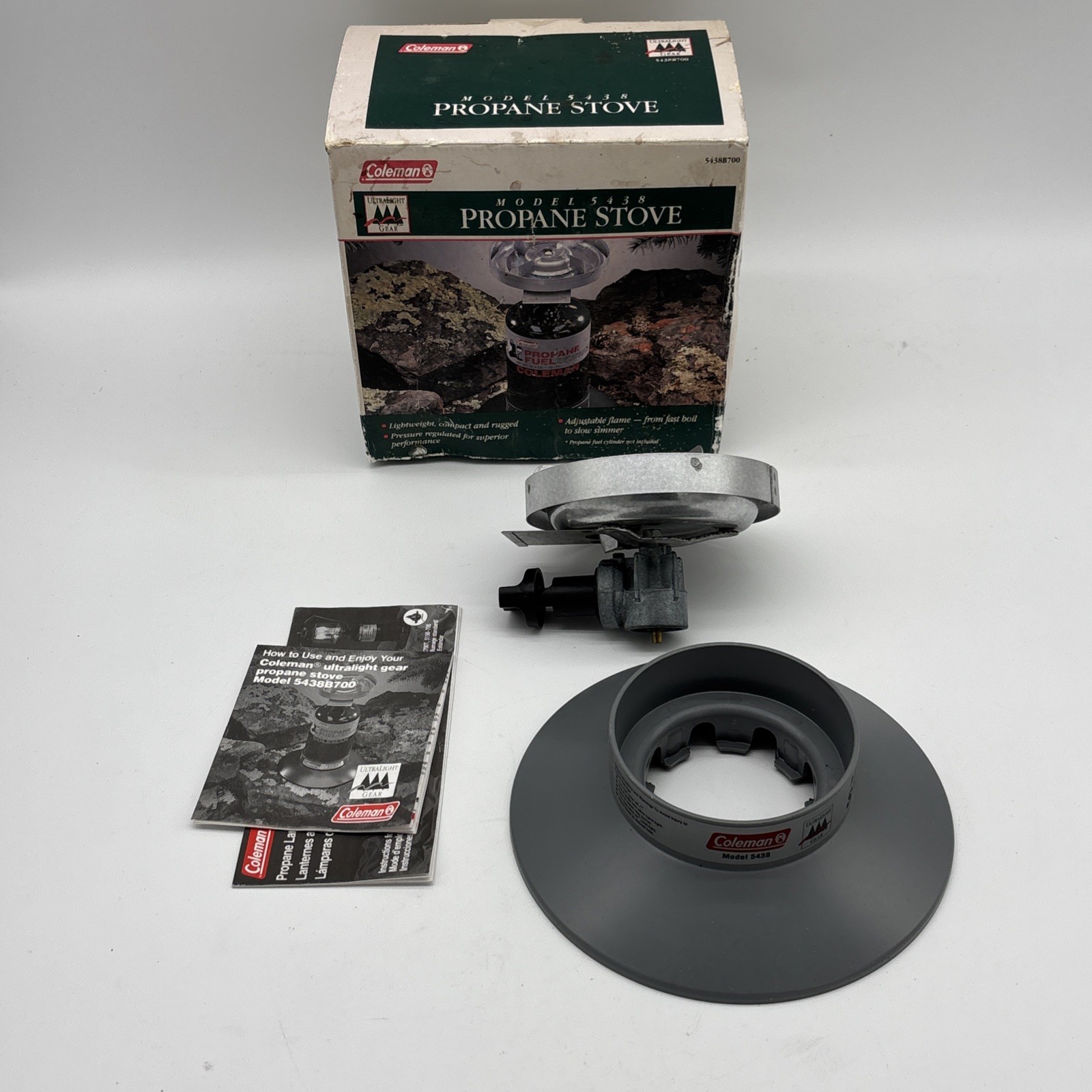 Vintage Coleman 5438 Lightweight Compact Single Burner Propane Stove 5438B700