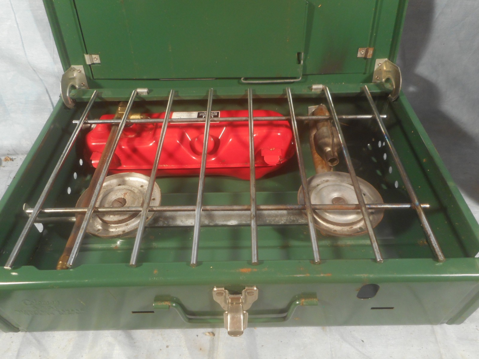 Vintage Coleman Two Burner Camp Stove Model 425F With Box And Manual