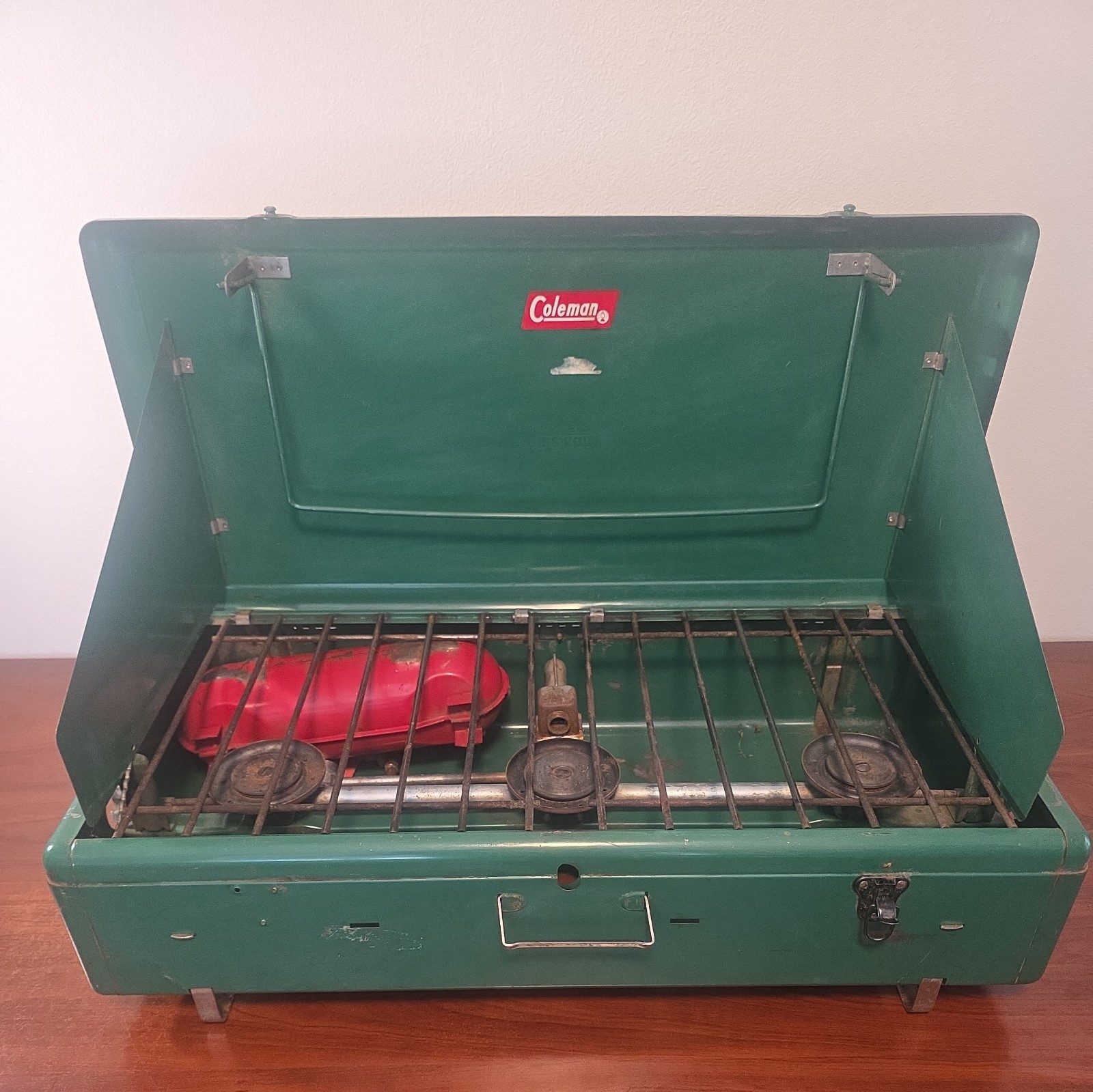 Vintage Coleman 426D 3-Burner Liquid Fuel Camp Stove Suitcase Style Green 70s