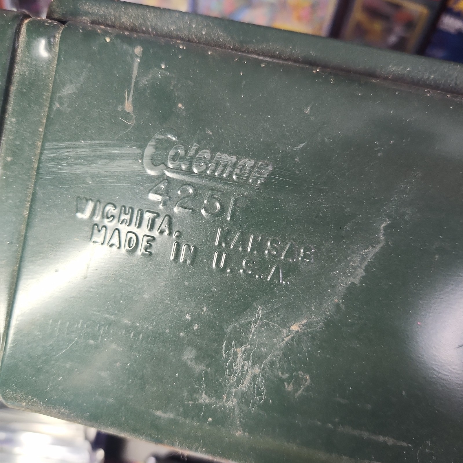 Vintage Coleman 425F Two Burner Gas (Fuel) Camping Stove Green 5/1990 VERY NICE!