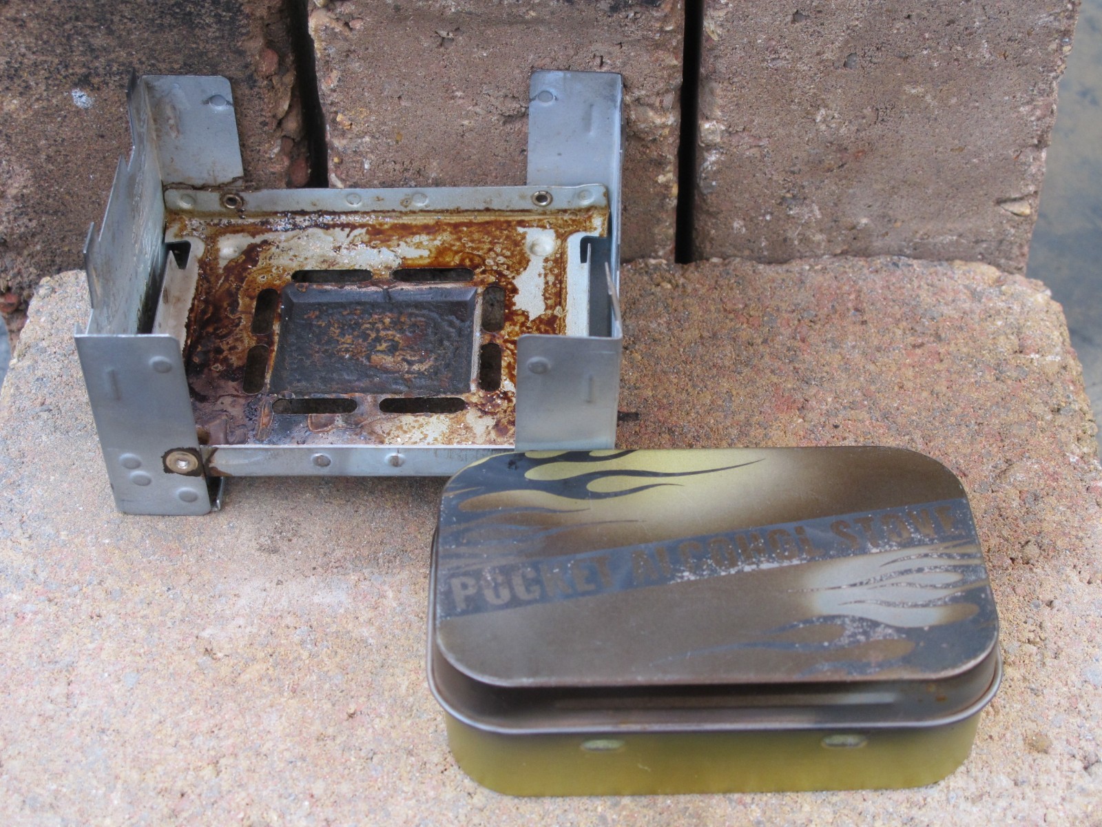 Multifuel set Esbit Folding + Pocket Alcohol Stove – both used, great pairing