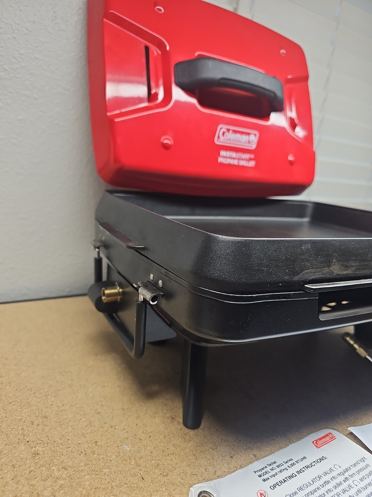 Coleman Portable PerfectFlow Propane Skillet Camping Tailgating Rare Red Color