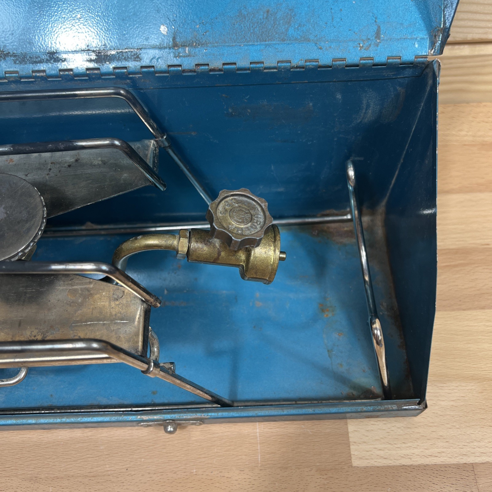 Vtg Rare Turner Portable Single Burner Propane Gas Cap Stove L-104 W/ Box Works