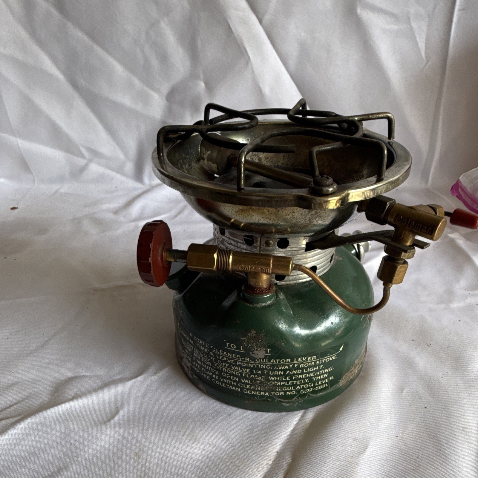 Coleman 502 Green Portable Gas Camping Stove 3-67