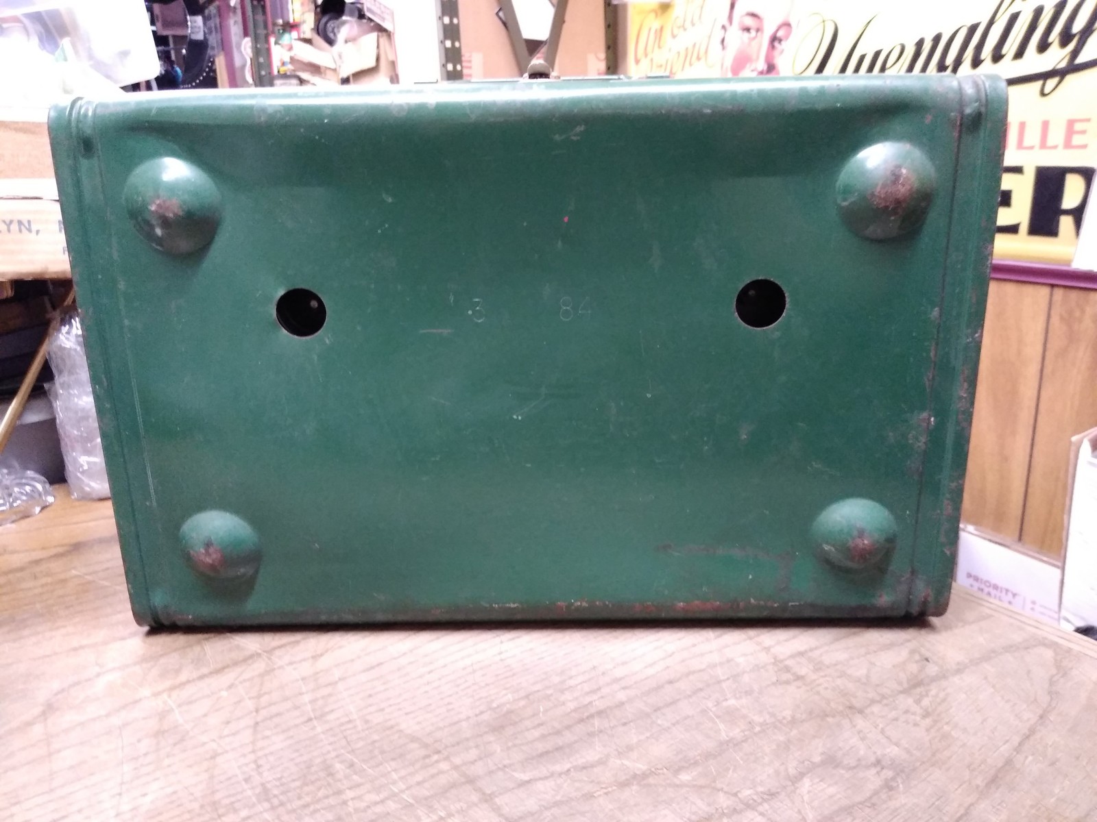 Vtg Coleman Model 425F 2 Burner Gas Fuel Green Portable Camping Stove 1984 USA!