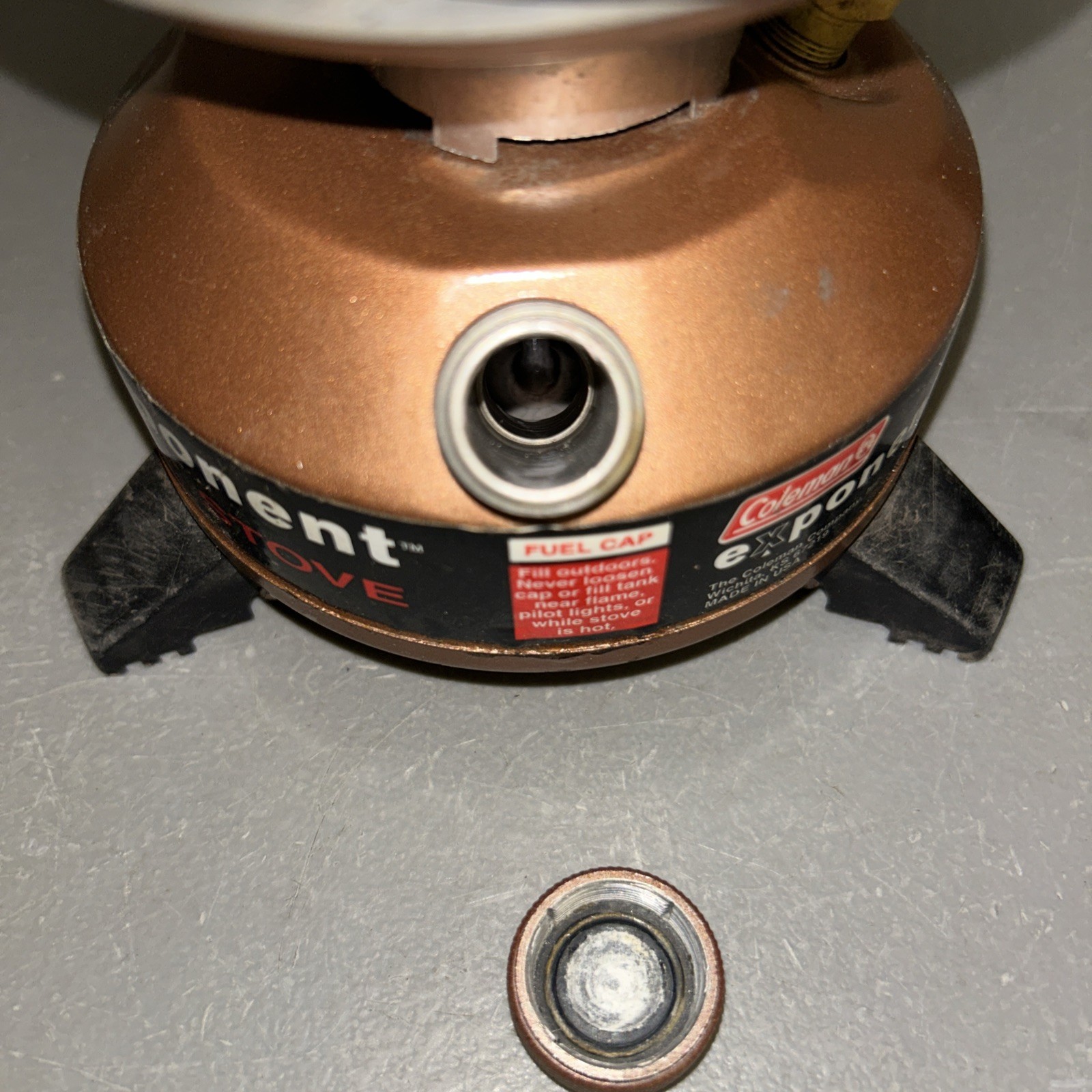 Coleman “Exponent” Multi Fuel Stove Model 550B (dented/ Peeled Paint)