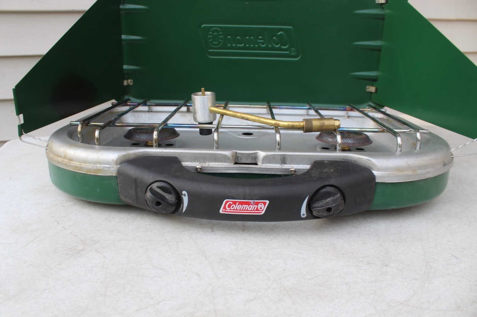 Coleman Perfect Flow Stove 5469 Portable Camping 2 Burner 10K BTU EUC
